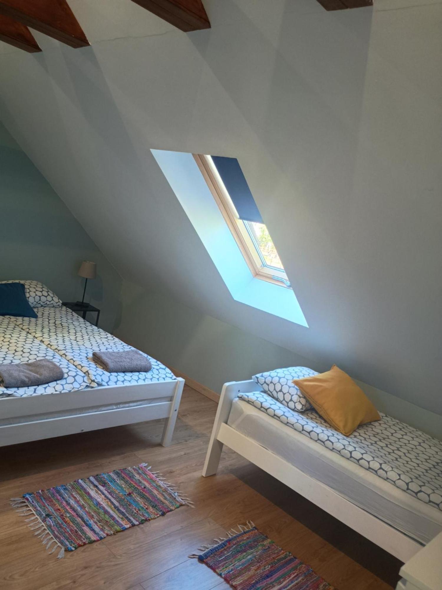 Mazurska Apartamenty Rydzewo Habitación foto